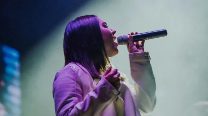 Wireless Microphone Systems How to Avoid Frequency Interference On Stage
